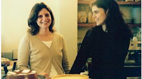 אורנה ואלה, צילום: הוט 8